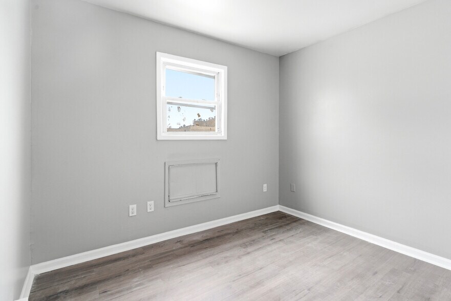More Photos Of 99 Pulaski St, Newark Apartments For Sale