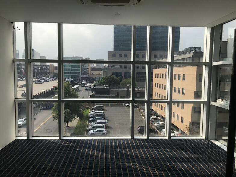 More Photos Of 136-33 37th Ave, Flushing Medical For Sale