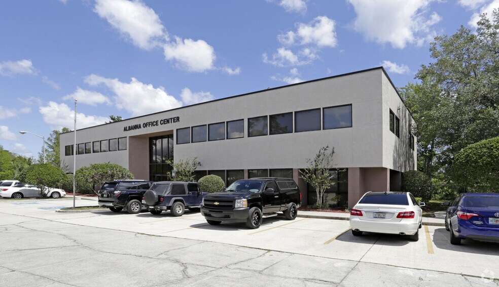 More Photos Of 6015 Chester Cir, Jacksonville Unknown For Lease