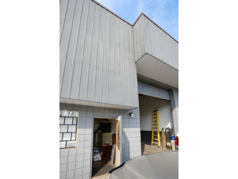 More Photos Of 33733 King Rd, Abbotsford Industrial For Sale