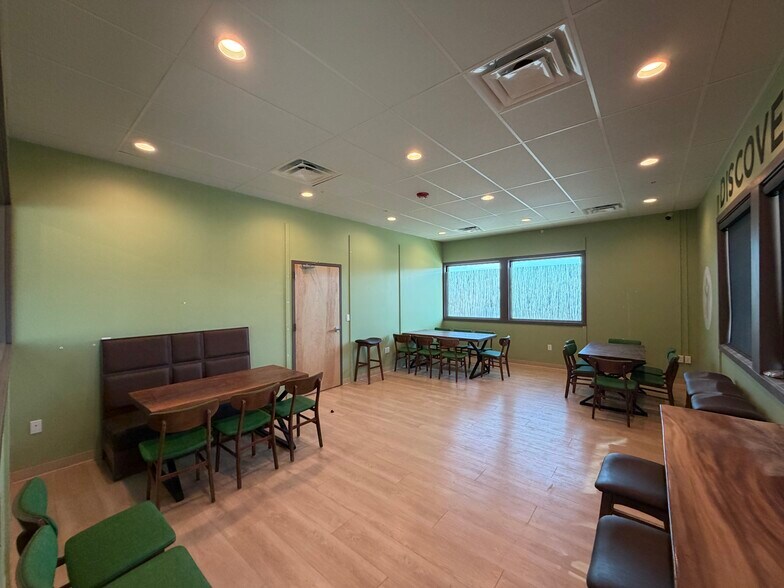 More Photos Of 12634 Indore Pl, Littleton Restaurant For Sale