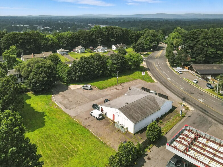 More Photos Of 417 N Elm St, Westfield Land For Lease