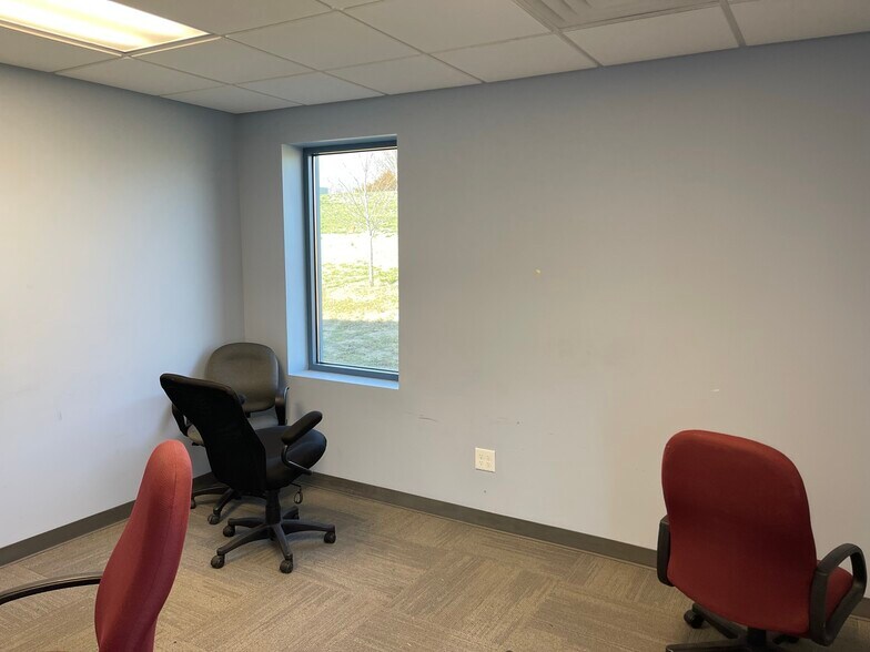 More Photos Of 4950 Stough Rd SW, Concord Flex For Sale