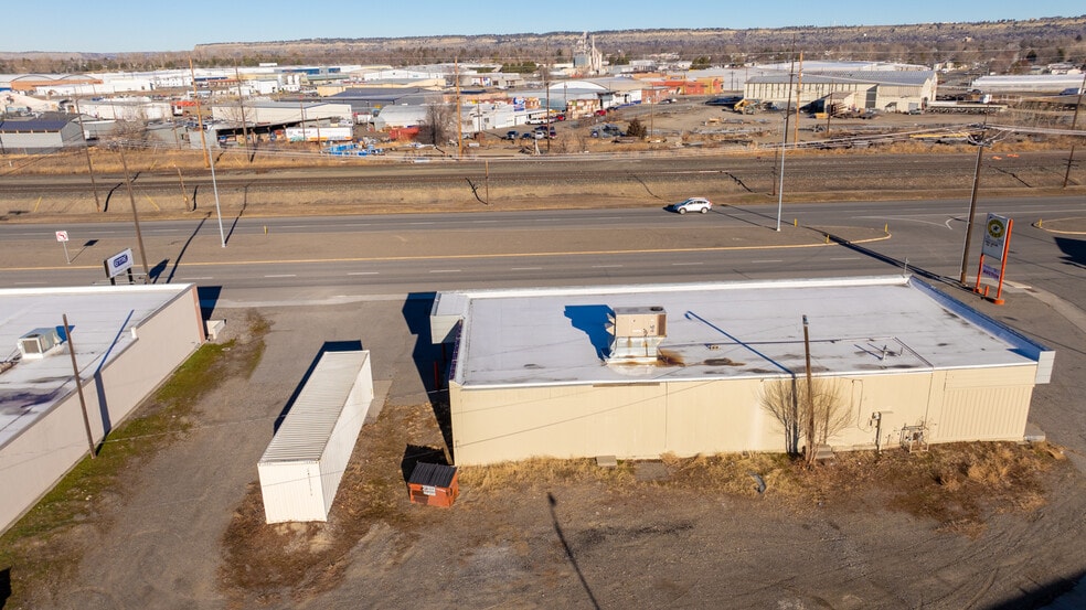 More Photos Of 1 MacArthur Ave, Billings Freestanding For Sale