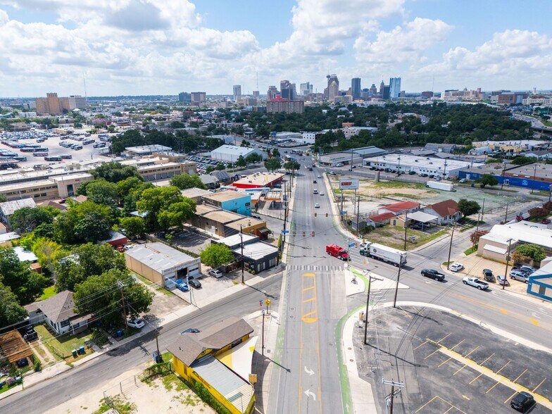 More Photos Of 154 Fredericksburg Rd, San Antonio Office For Lease