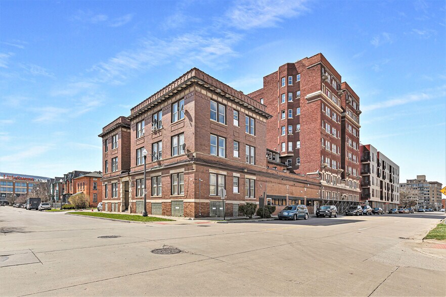 More Photos Of 2627 John R St, Detroit Apartments For Sale