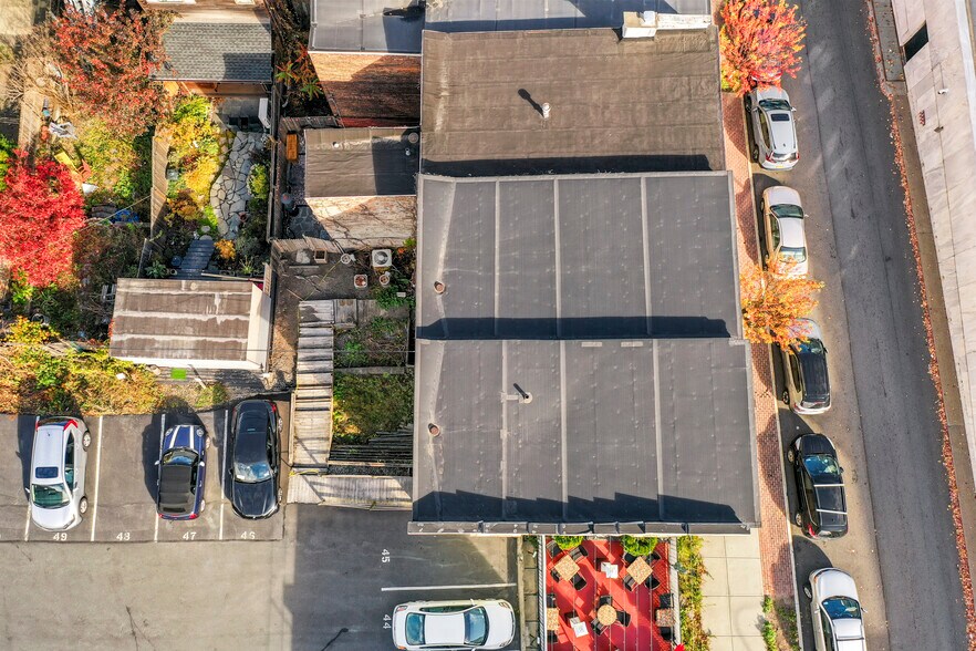 More Photos Of 132-134 S Swan St, Albany Office Residential For Sale