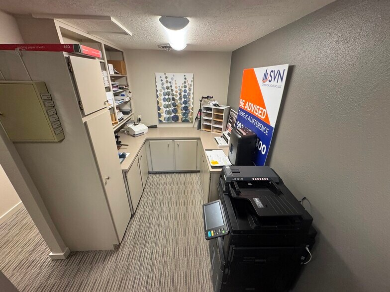 More Photos Of 4160 Commercial St SE, Salem Office For Lease