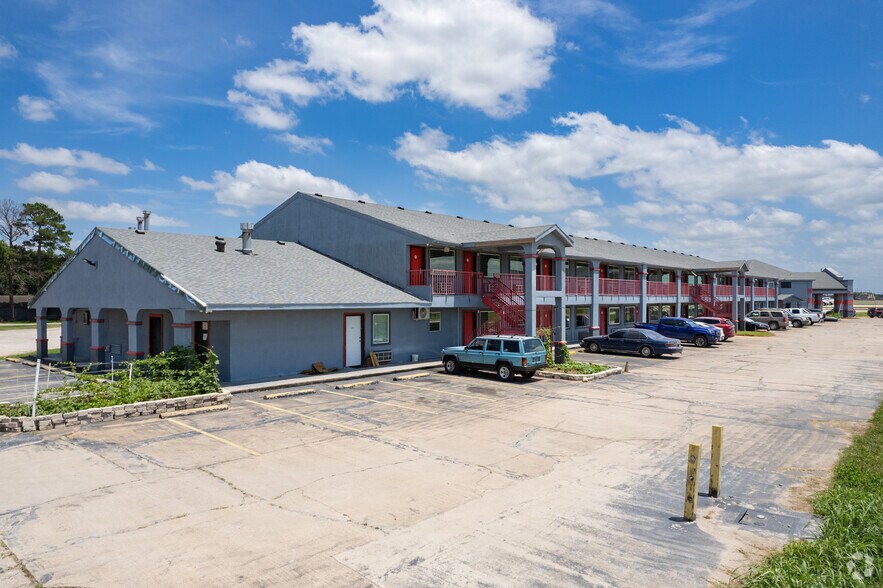 28382 Southwest Fwy, Rosenberg, TX 77471 Hospitality