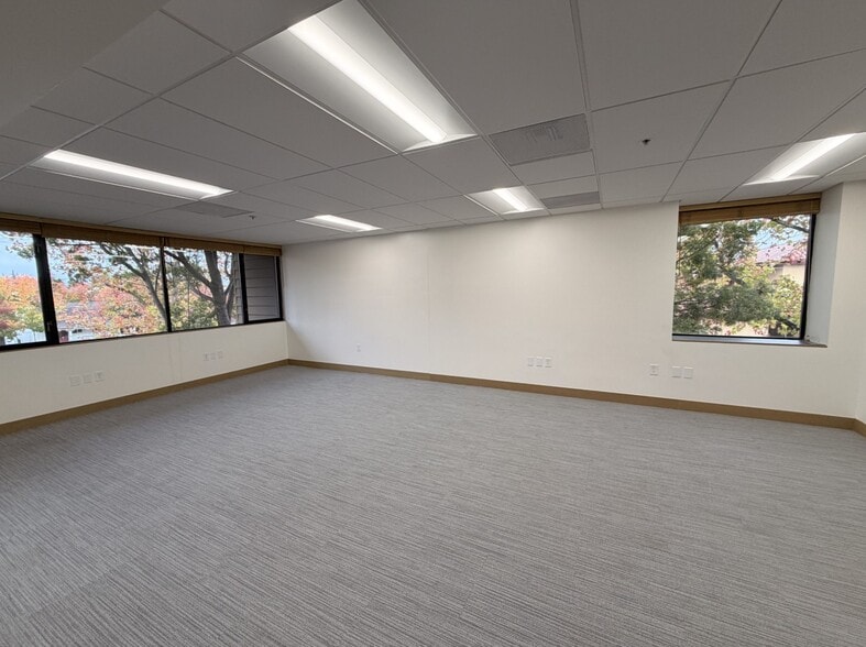 More Photos Of 175 S San Antonio Rd, Los Altos Office For Lease