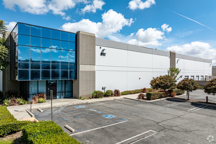 Primary Photo Of 8767 Rochester Ave, Rancho Cucamonga Warehouse For Lease
