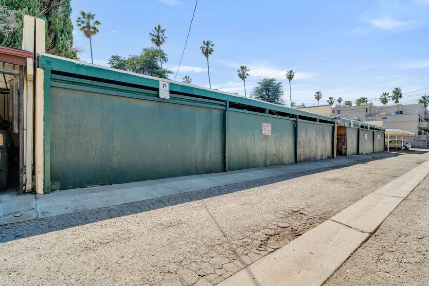 More Photos Of 15915-15919 Sherman Way, Van Nuys Apartments For Sale