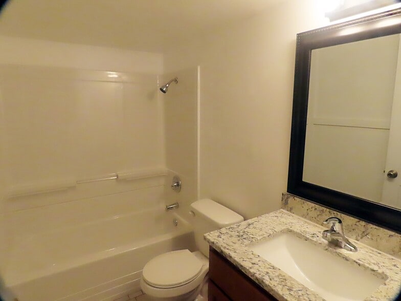 More Photos Of 1307 Cook St, Deland Apartments For Sale
