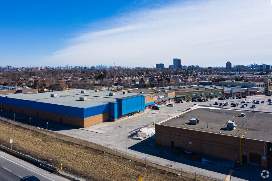 More Photos Of 2625 Weston Rd, Toronto Unknown For Lease