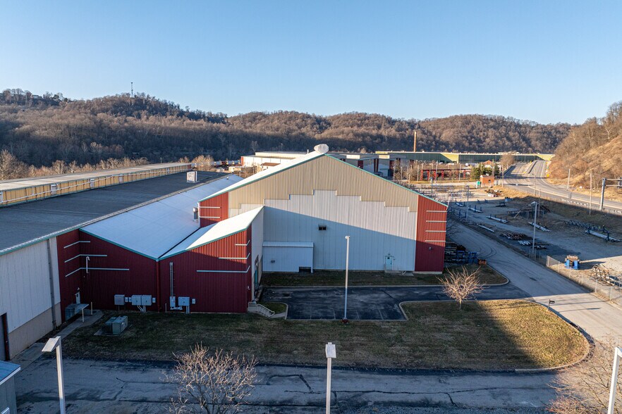 More Photos Of 100 Riverview Dr, Monessen Warehouse For Lease
