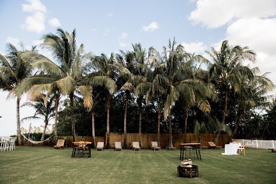 More Photos Of 65 Hana Hwy, Paia Restaurant For Lease