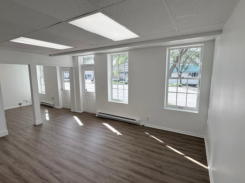 More Photos Of 108 E Main St, Plainfield General Retail For Lease