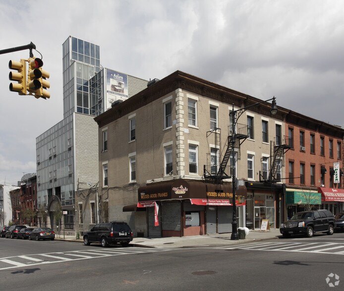 More Photos Of 581 Myrtle Ave, Brooklyn Restaurant For Lease