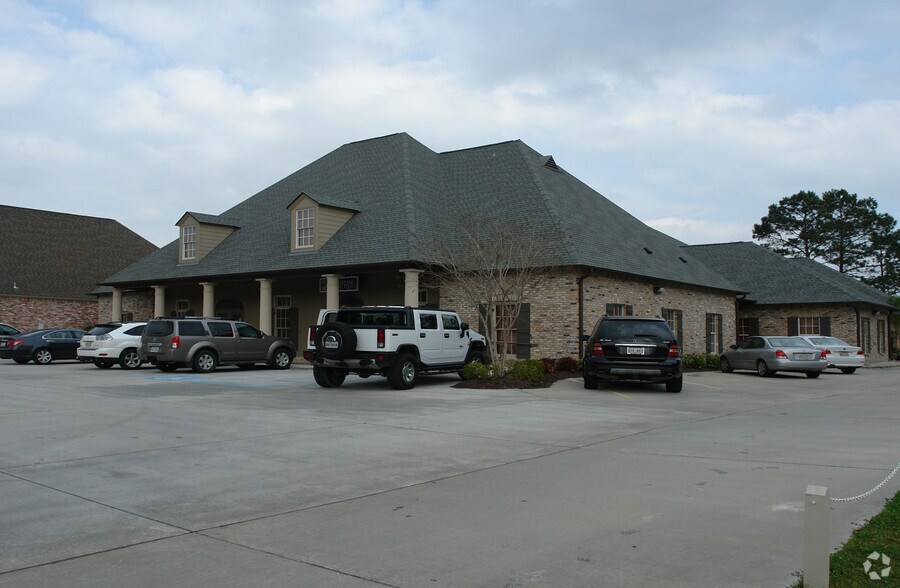 More Photos Of 9247 Bluebonnet Blvd, Baton Rouge Loft Creative Space For Sale