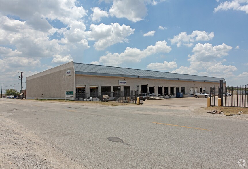 Primary Photo Of 5145 Norwood Rd, Dallas Industrial For Sale