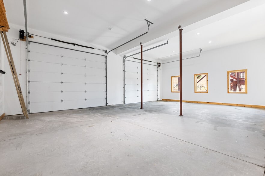 More Photos Of 5735 Archer Ave, Cumming Apartments For Sale