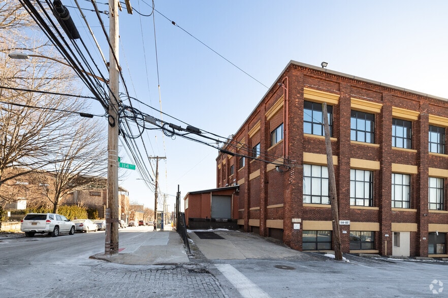 More Photos Of 114-02 15th Ave, College Point Warehouse For Lease