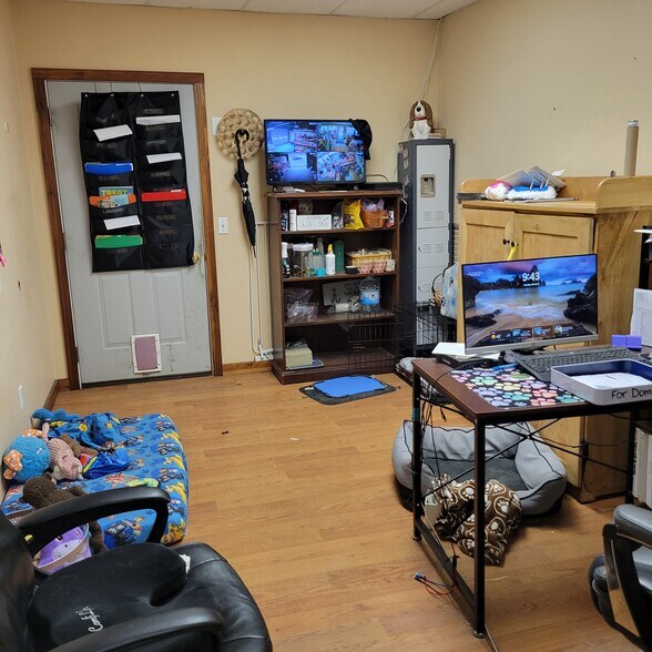 More Photos Of 609 Route 208, Gardiner General Retail For Sale