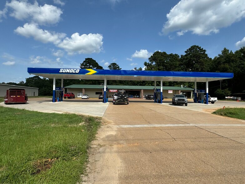 More Photos Of 9421 S Hwy 165, Woodworth Service Station For Sale