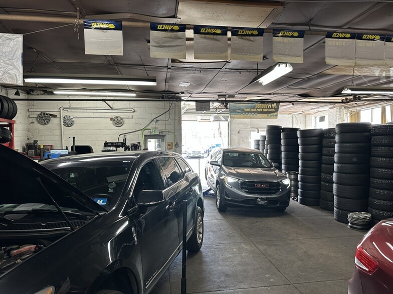 More Photos Of 116-124 Goffle Rd, Hawthorne Auto Repair For Lease