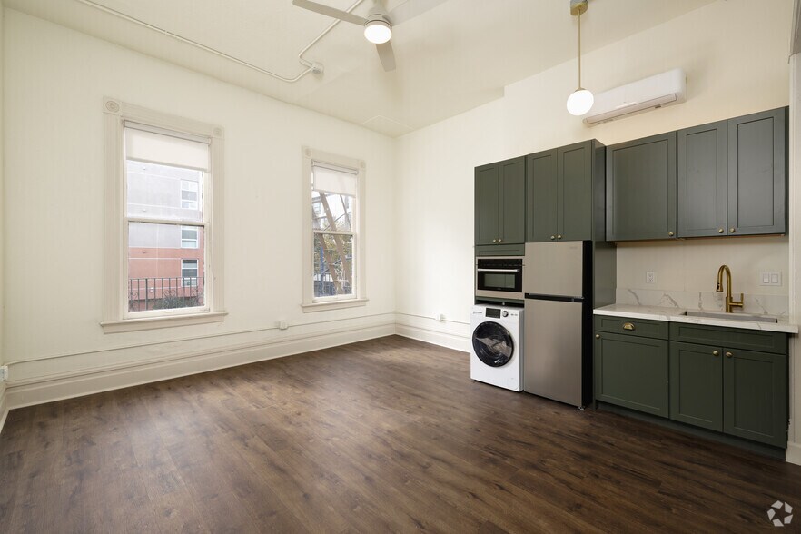 More Photos Of 509 Park Blvd, San Diego Apartments For Sale