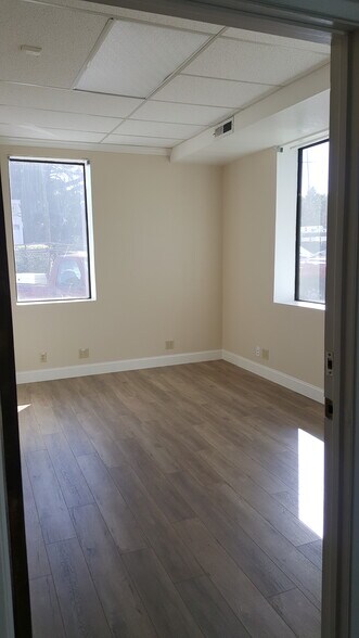 More Photos Of 4047-4049 1st St, Livermore Office For Lease