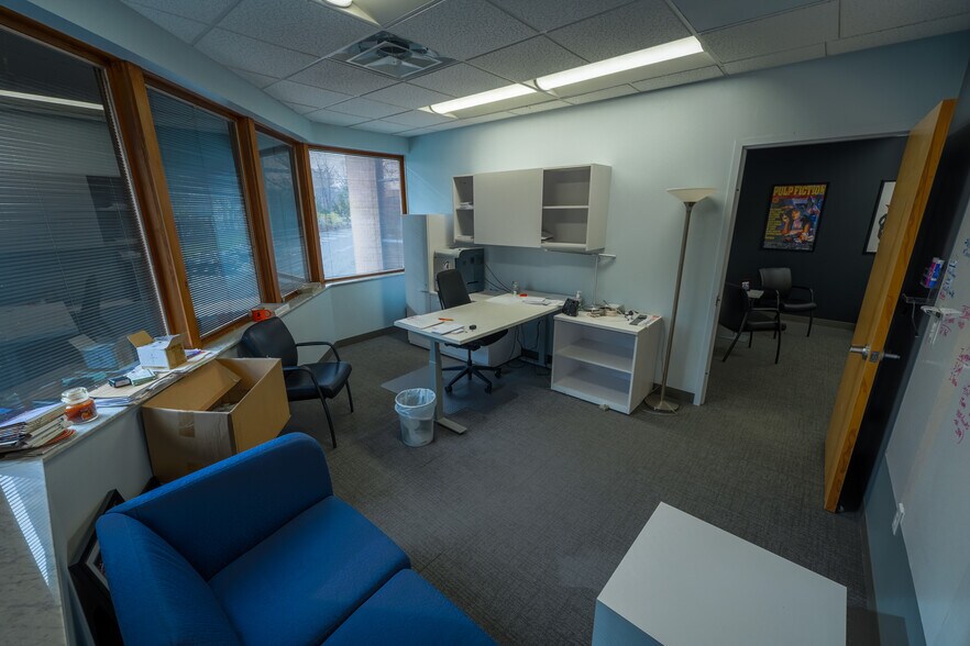 More Photos Of 65 Harristown Rd, Glen Rock Office For Lease