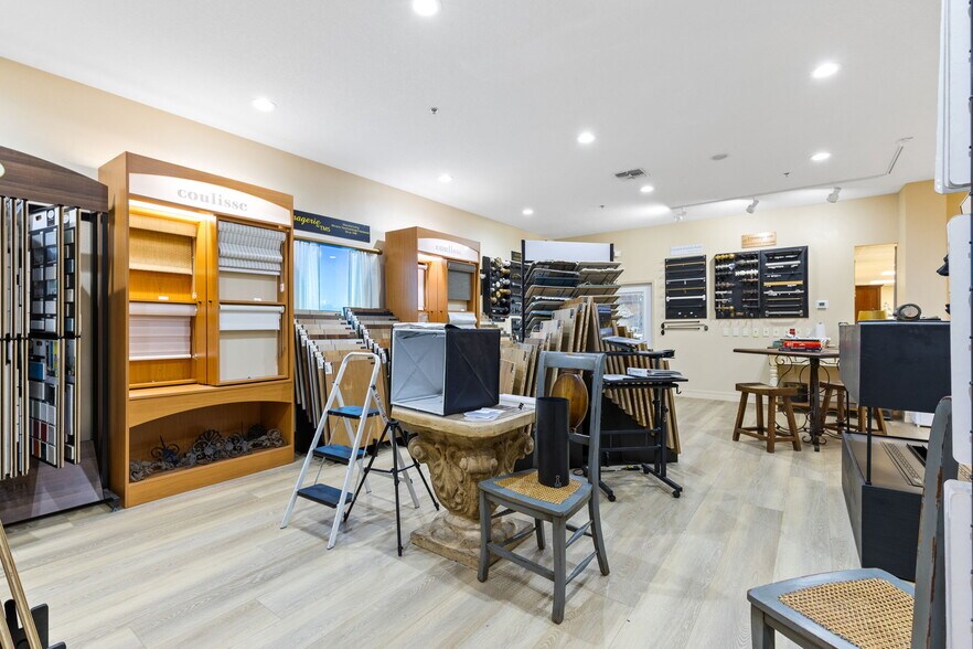 More Photos Of 1356 Bennett Dr, Longwood Distribution For Lease