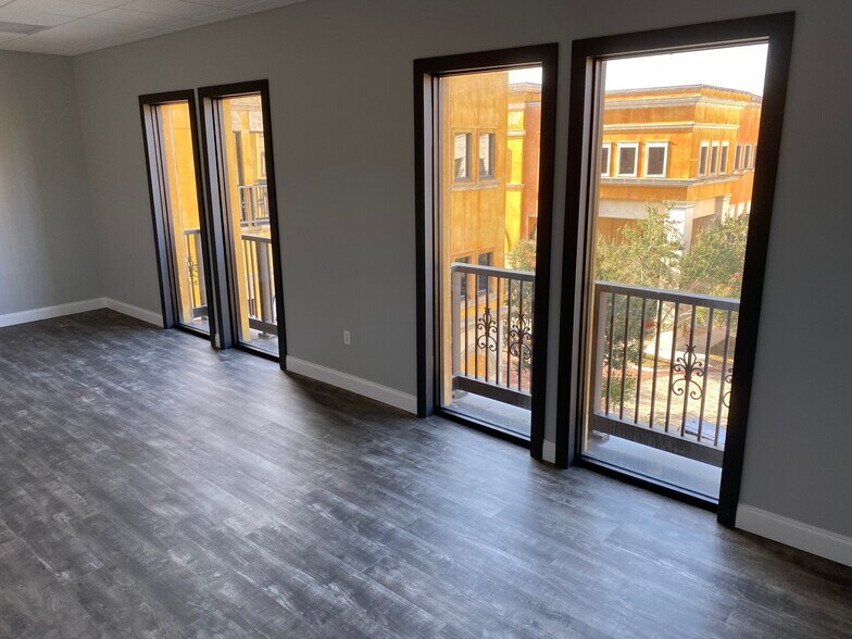 More Photos Of 6996 Piazza Grande Ave, Orlando Office For Sale