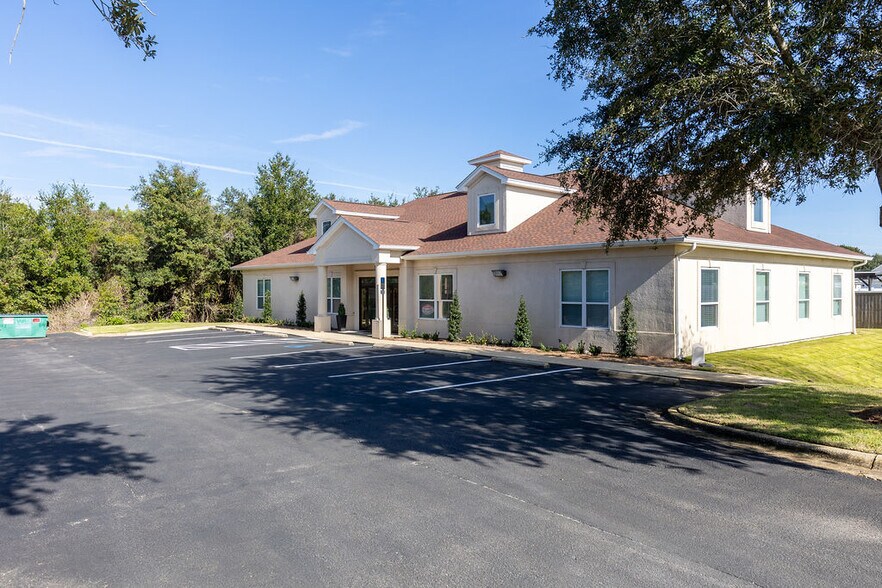 More Photos Of 1288 Country Club Rd, Gulf Breeze Office Residential For Sale