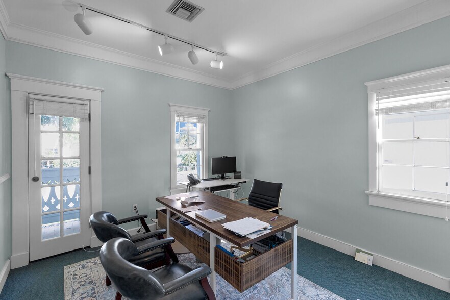 More Photos Of 88101 Old Hwy, Islamorada Office For Sale