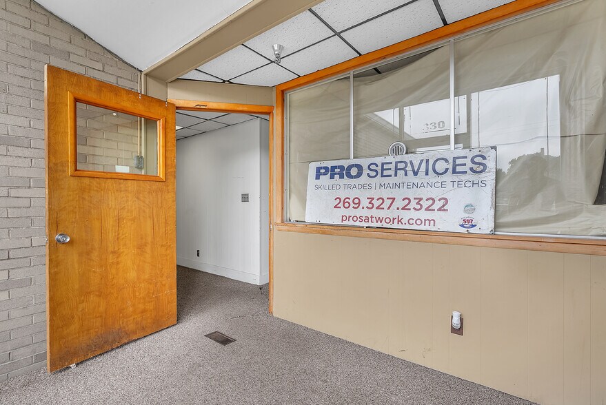 More Photos Of 330 Upton Ave, Battle Creek Warehouse For Sale