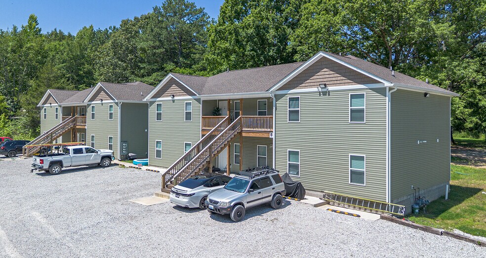 Primary Photo Of 21 Lost Ln, McEwen Apartments For Sale