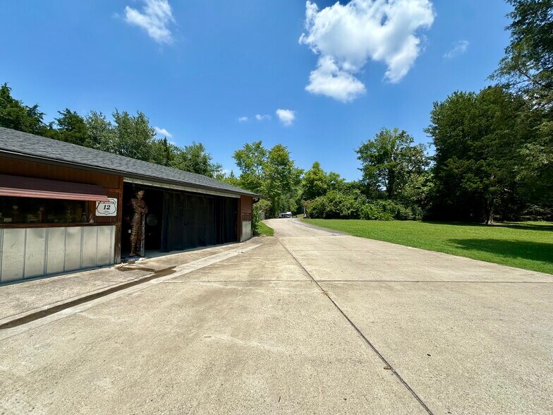 More Photos Of 2055 Highway 12 S, Ashland City Land For Sale
