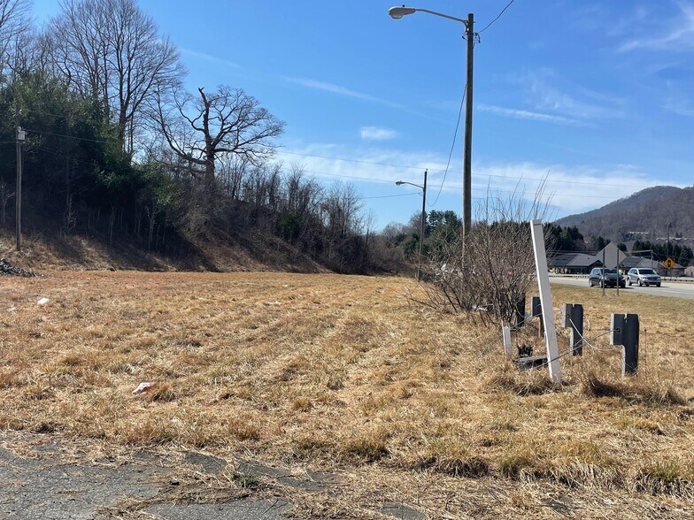 More Photos Of TBD HWY 421 S, Boone Land For Sale