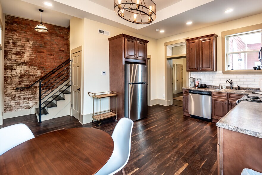 More Photos Of 320 N Mechanic St, Lebanon Multifamily For Sale