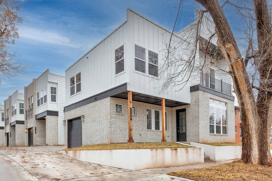 More Photos Of 1705 NW 11th St, Oklahoma City Apartments For Sale