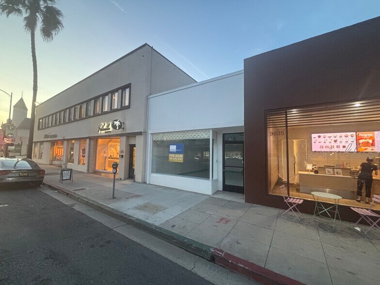 More Photos Of 9631-9637 Santa Monica Blvd, Beverly Hills Storefront For Lease