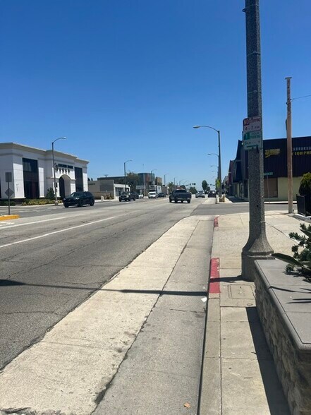 More Photos Of 28 E Valley Blvd, Alhambra Storefront Retail Office For Lease