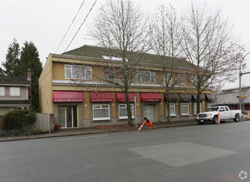 More Photos Of 5461 12 Ave, Delta Storefront Retail Office For Sale