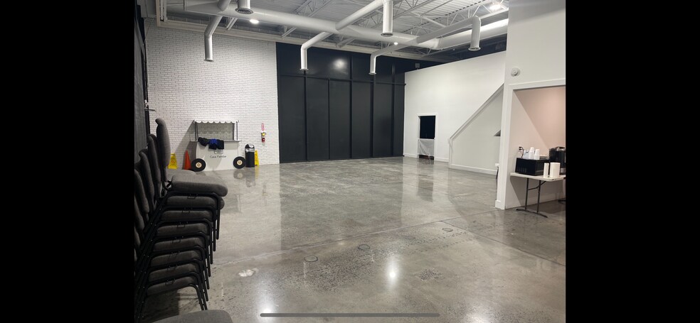 More Photos Of 1311 Veterans Memorial Hwy SW, Mableton Freestanding For Sale