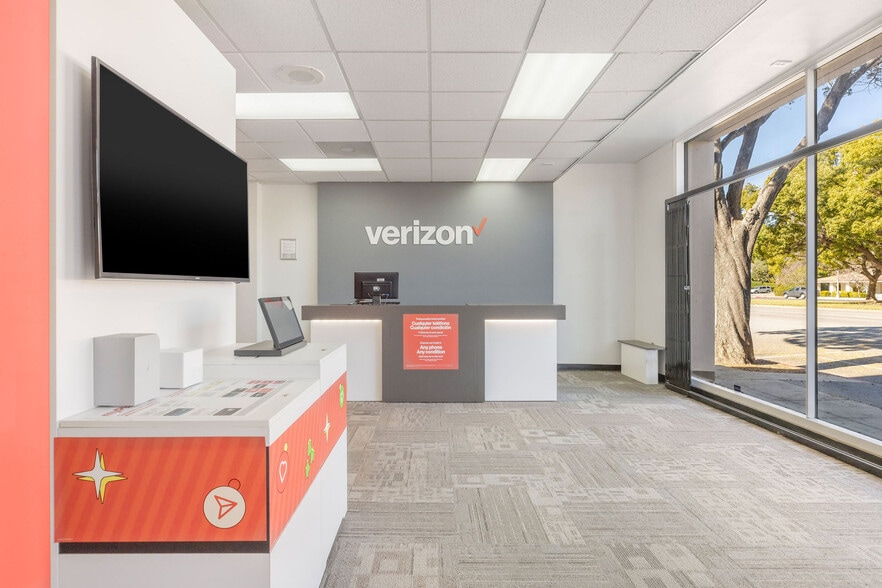 More Photos Of 2116-2118 Huntington Dr, San Marino Storefront Retail Office For Sale