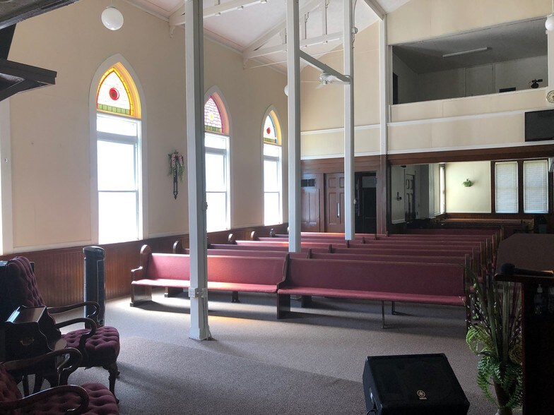 More Photos Of 2951 W 32nd St, Cleveland Religious Facility For Sale