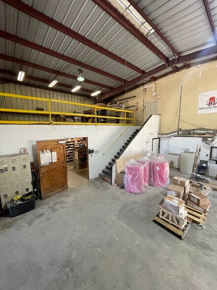 More Photos Of 1013 Bert St, La Place Warehouse For Sale