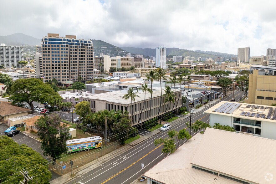 More Photos Of 1060 Young St, Honolulu Medical For Lease